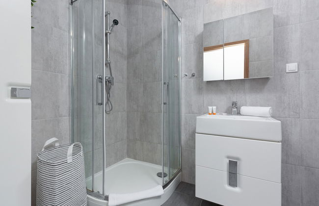 Metro Bielany Apartment by Renters - Foto 18