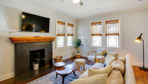 Walk to Dtwn Tyler Tudor with Backyard - Foto 3