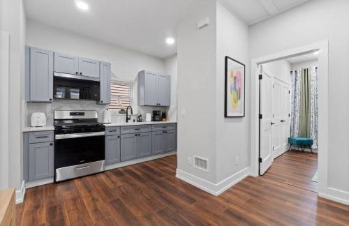 CityLine Group Stay | Near NYC | Private Parking - Foto 15