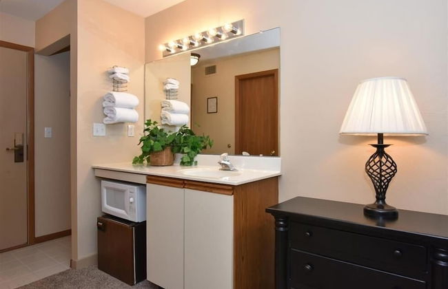 Seven Springs Stoneridge Ski-In/Out Condo with Mountain Views by RedAwning - Photo 16