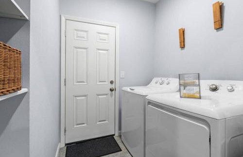 Casa Cowboy near Downtown, Gourmet Kitchen, Private Yard - Foto 31