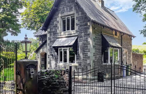 Llantysilio Lodge - Photo 11