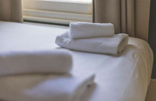 Modern Comforts in a Designer Home - Photo 35