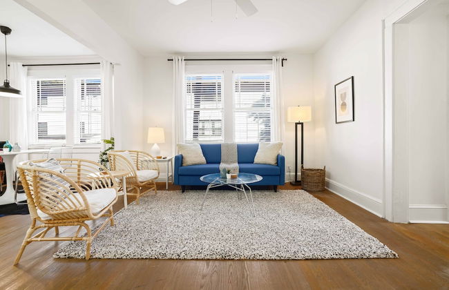 800 Furnished Apartments - Foto 1