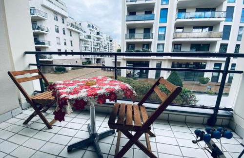 CityCosy Orangerie Strasbourg Superbe 2 pieces calme face au Parc l'Orangerie, parking souterrain privatif, Wi-Fi & Netflix inclus - Foto 4