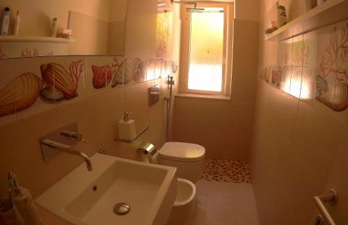 Ustica Mari e Carlo Contrada Ogliastrello - Foto 37