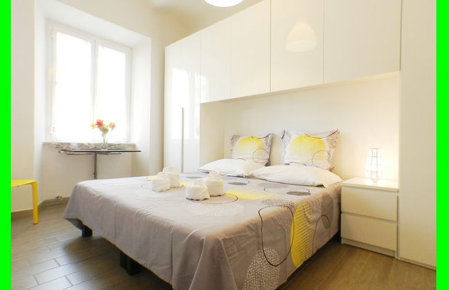 Black and White Movie Apartment - Photo 1