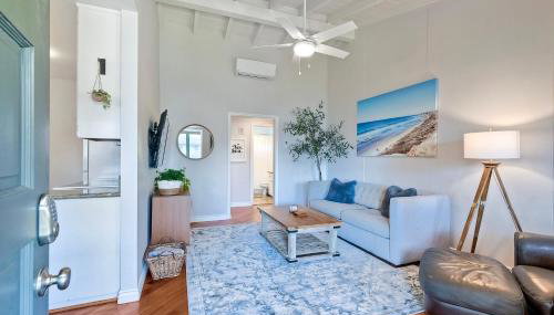 90 Walk Score - Steps to Beach & Dining - Reserved Parking - Foto 4