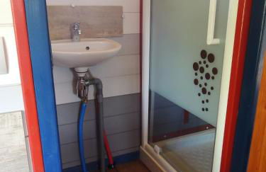 Yourte Roulotte et Gite de la Laïta - Foto 44