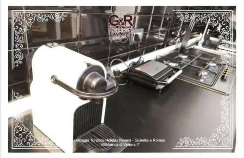 Alloggio Turistico Giulietta e ROMEO - INTERO APPARTAMENTO - Villafranca di Verona, Zimmer, Holiday Rooms - Foto 13