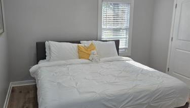 The Silver Villa - 2 King Beds Minutes from Downto - Foto 3