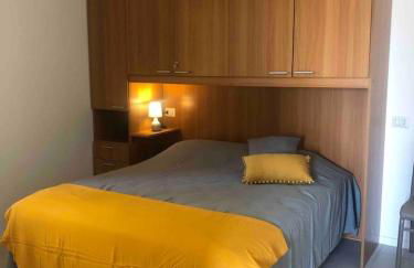 Under the Lemon Tree - Foto 3