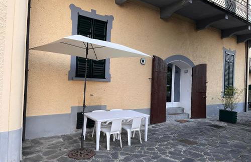 Villa Santa Chiara Lesa - appartamento vista lago con piscina - Foto 10