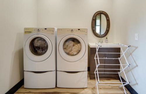 Large Home with Land in Prairie Farm! - Foto 19