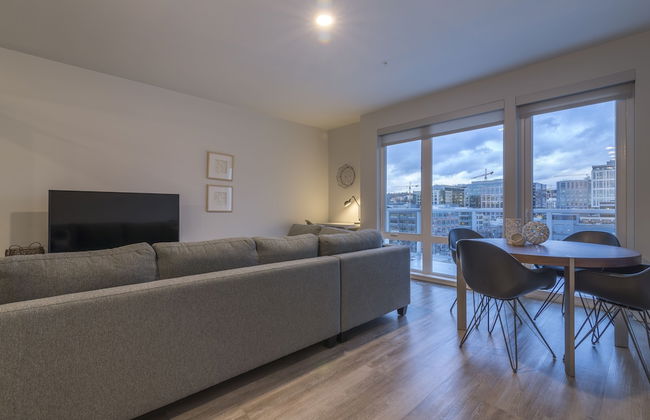 Domicile Suites at Mark on 8th - Photo 14