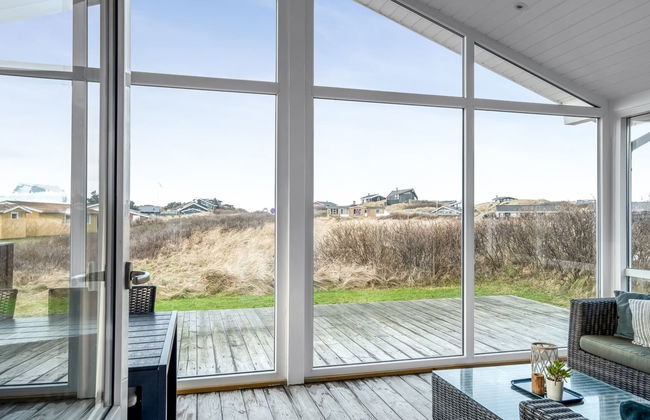 "Eileen" - 300m from the sea - Photo 28