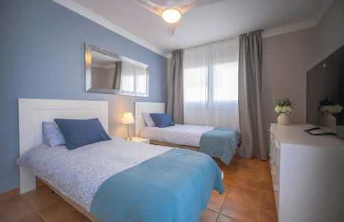 Casa Conil with a private 25 meter heated pool - Photo 30