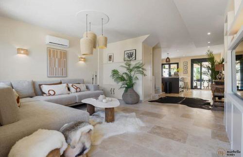 Costabella Townhouse Ref #82 - Photo 2