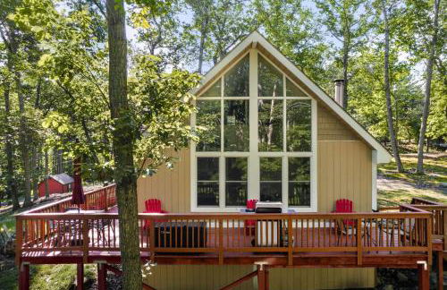 Modern Cabin w Hot Tub & Indoor Pool Gym Access! - Foto 26