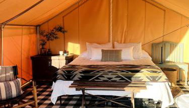 Colorado Getaways in this Lovely Safari Tent on Working Sheep Farm in Longmont - Foto 2