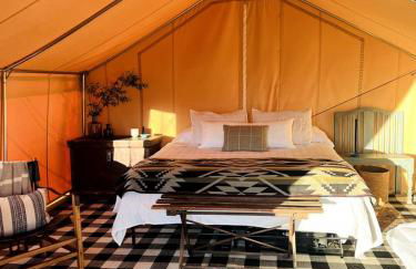 Colorado Getaways in this Lovely Safari Tent on Working Sheep Farm in Longmont - Foto 2