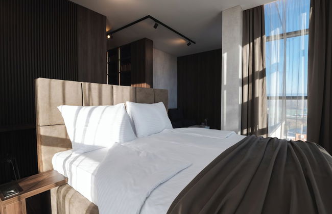 DISTRICT boutique - Photo 45