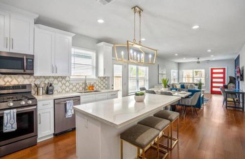 Intergalactic Abode at East Downtown - Foto 14