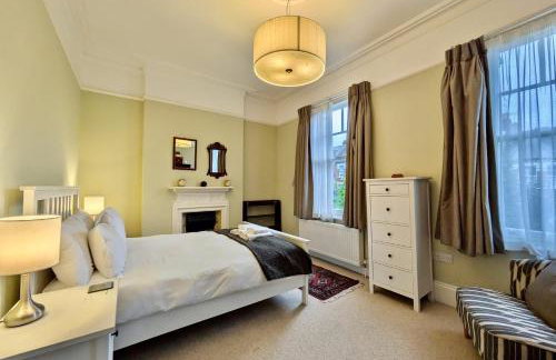 Impressive 5BR family home in Leafy - Foto 11