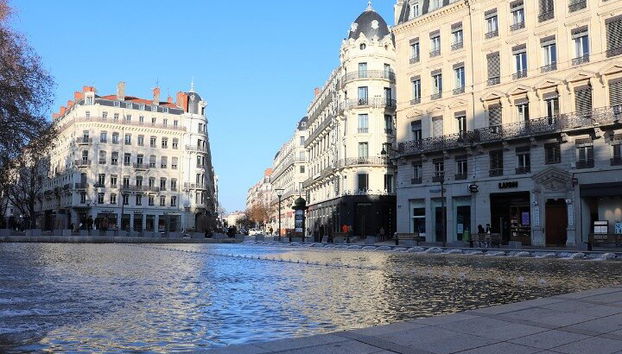 Tour a pie autoguiado de Lyon con una aplicación - Foto 3