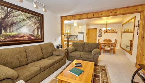 St Anton Wooded View 1-Bedroom Condos with Complimentary Hot Drinks - Foto 2