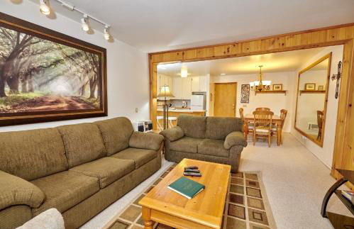 St Anton Wooded View 1-Bedroom Condos with Complimentary Hot Drinks - Photo 2