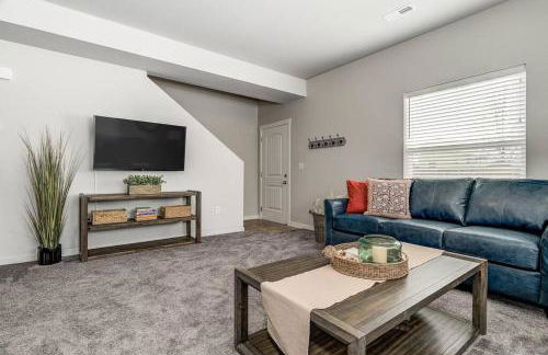 New 3 Bedroom Townhome with Mountain Views - Foto 13