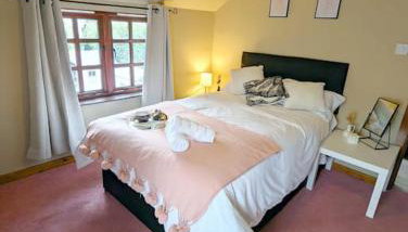 3-Bed, Sleeps 6, 1 Bath, Parking, WiFi - Foto 3