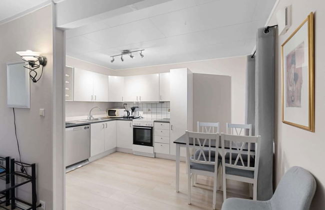 Lovly 3 Bedroom Apartment With the View of Aurora - Foto 9