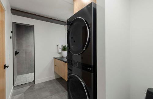 Zion Loft Unit 5 - Photo 11