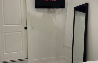 Casa Blanca Studio with Washer Dryer - Foto 13