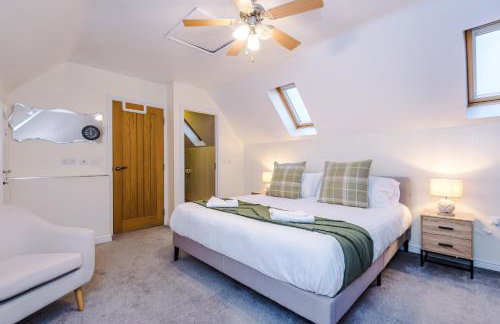 Kinship House by YourStays - Stunning Holiday Home in the Suburbs - Foto 28