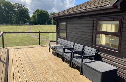 Lakeside cabin set in the Kentish countryside - Foto 13