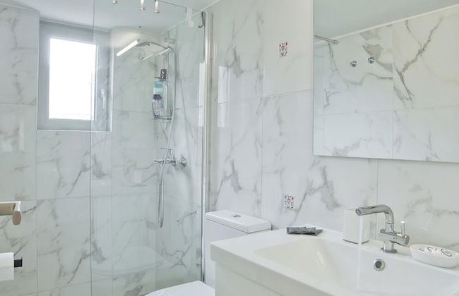 Athina in Chalandri With 2 Bedrooms and 1 Bathrooms - Foto 3