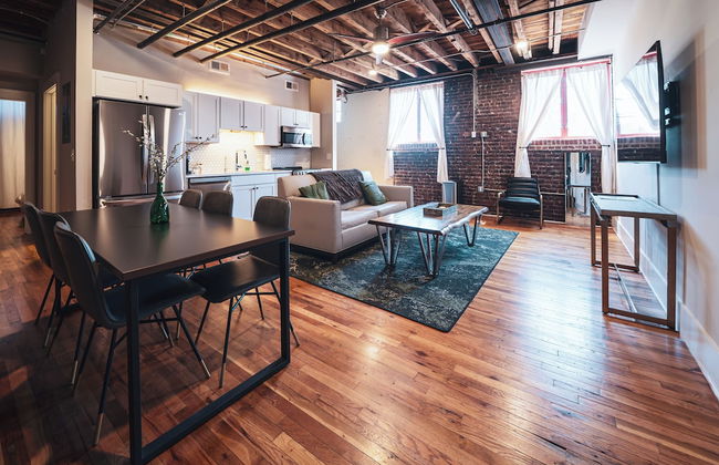 Three Trails Downtown Elkin - Foto 18