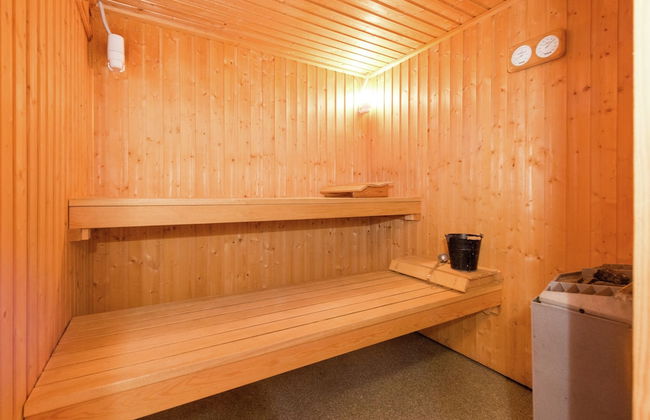 Holiday Home in Deiffelt Near Forest - Photo 22