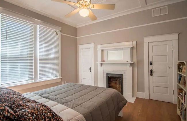 Sophistication Charm In The Heart Of Cooper Young - Photo 2