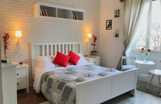 Moonlight Inn Guest House - Photo 11