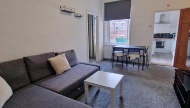 Spacious 2-Bedroom Home Comfortable Stay for 4 - Foto 5, heating