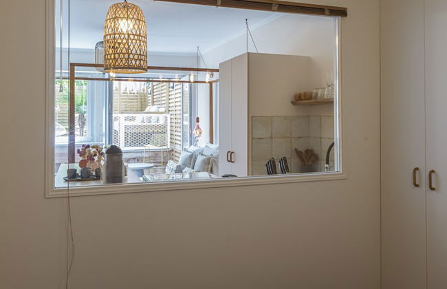 Rose & Garden - Eiffel Tower - Photo 6