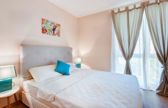 Venera & Anastasia Palace Apartments - Photo 24