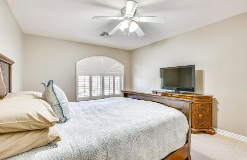 Luxe Mtn-View Mansion with Hot Tub in Phoenix! - Foto 27