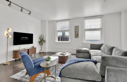 HEB403 Spacious & Stylish 2 Bedroom Condo Downtown Fort Worth, Free Parking, Walk to Convention Center - Foto 1