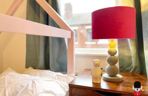 KozyGuru / Wigan / 2BR 4Beds / Newly Refurbished Stylish Holiday House / Close to Big Retail Park / UWNE034 - Foto 31