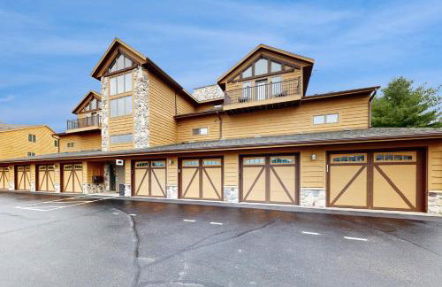 Sunset Condominiums: The Retreat - Foto 1